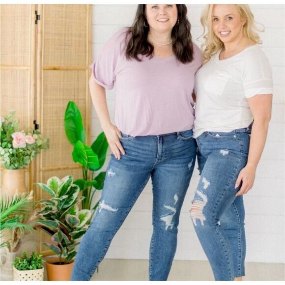 Judy Blue Relaxed Fit Straight Destroyed Jeans, Women’s Size 16 W - Picture 1 of 11